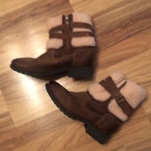 Ugg Sherpa Booties Size 8.5